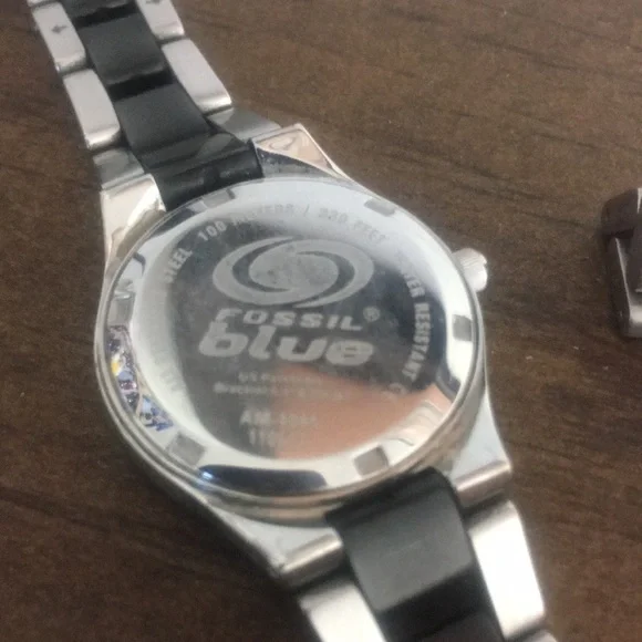 Fossil Watch. Vintage Blue. Used!!! - Picture 3 of 11